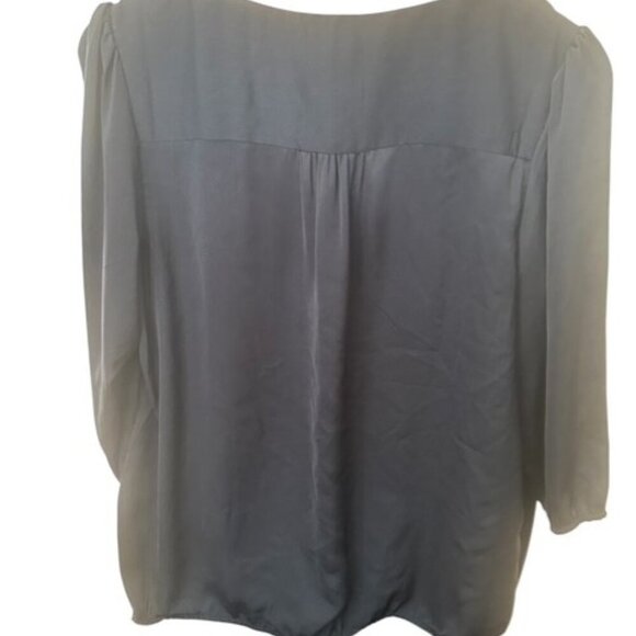 Ann Taylor Loft Women's Large Blouse Gray 3/4 Sleeve Faux Silk V-Neck Ruffle - Picture 3 of 5